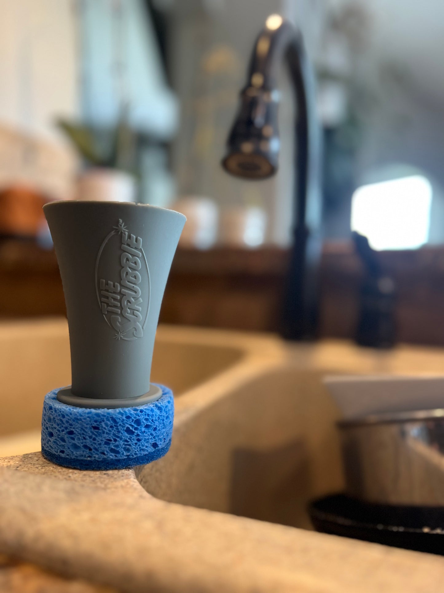 The Scrubbie 2.0 Plus 2 Sponges